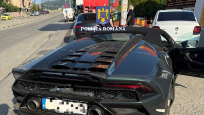 Cum și-a recuperat Andrew Tate permisul de conducere, după ce a condus cu 196 km/h, într-o localitate din Vâlcea