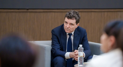 Președintele Nicușor Dan intervine în cazul livratorului străin agresat
