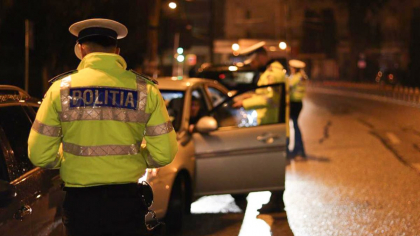 Mai mulți șoferi au devenit pietoni după ce polițiștii din Iași i-au oprit în trafic