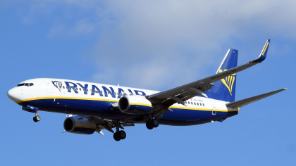La un pas de o tragedie: Un avion Ryanair a aterizat la Manchester cu combustibil rămas în rezervoare pentru doar 6 minute de zbor