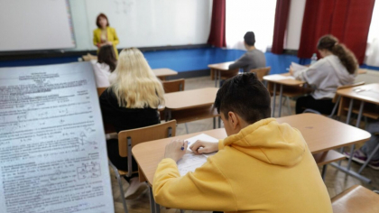 Bacalaureat 2025 | Ce subiecte au picat la fizică. Problema care a dat mari bătăi de cap elevilor