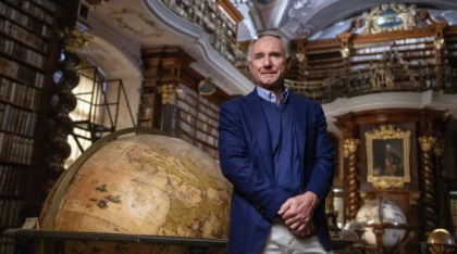 Mesajul lui Dan Brown pentru cititorii din România. Autorul romanului „Codul lui Da Vinci” a lansat o carte nouă după 8 ani de pauză