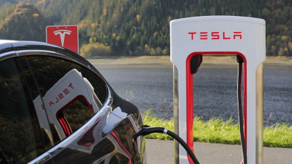 SUA vor elimina subvențiile pentru mașinile electrice începând cu 30 septembrie: un moment de cotitură pentru industria auto electrică