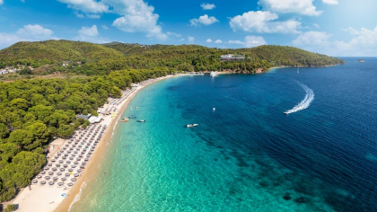 „S-a spălat pe mâini”. Români rămași fără cazare în Grecia: „A zis că nu ne mai poate primi, că are probleme la boilere”