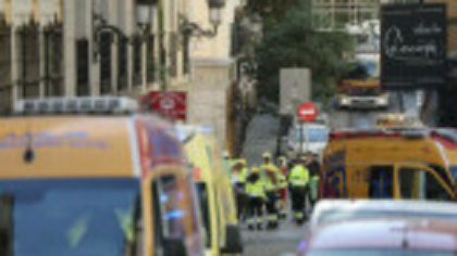 O clădire în renovare s-a prăbușit parțial în centrul Madridului. Patru persoane sunt blocate sub dărâmături
