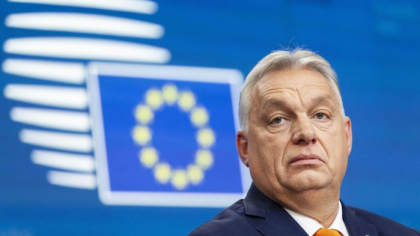 Ungaria se izolează politic de UE: Comisia Europeană le-a transmis capitalelor naţionale că o mare parte dintre sancţiuni, inclusiv activele de stat ruseşti îngheţate în valoare de 200 de miliarde de euro, ar putea fi transferate pe o altă bază legală pentru a ocoli dreptul de veto al Budapestei