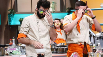 Chef Richard și Chef Sautner se duelează-n amulete, la battle-ul de diseară: Ochelarii speciali aduc confuzie în bucătăria Chefi la cuțite
