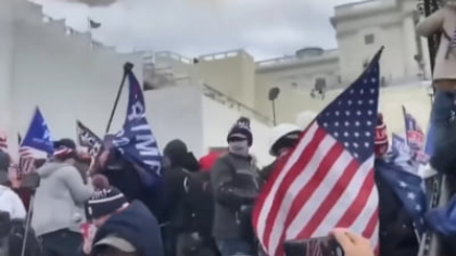 Un participant la asaltul Capitolului a refuzat grațierea din partea lui Trump și spune că speră să-l vadă la închisoare. "Am făcut mult rău fiind acolo. Am rănit mulți oameni"