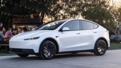Tesla a scos un model pentru „săraci”. La ce dotări a renunțat Elon Musk pentru a scădea prețul și a crește vânzările