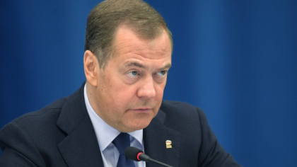 Medvedev dă explicații SUA: Rusia nu va furniza arme nucleare Iranului
