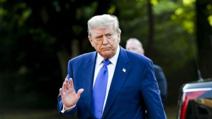 Președintele Trump, învinovățit pentru moartea a 81 de oameni, dintre care 28 de copii, în urma inundațiilor catastrofale din Texas