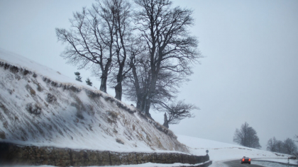 Nămeți pe Transalpina. Redeschiderea drumului a fost amânată