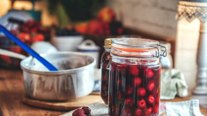 Ingredientul secret pentru un compot de vișine mai bun ca niciodată! Ce folosesc gospodinele cu experiență