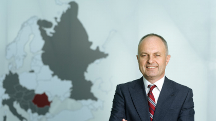 UniCredit Consumer Financing oferă finanţare online, pe site-urile magazinelor partenere.