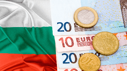 Bulgaria anunţă oficial trecerea la euro, devenind al 21-lea stat care a adoptat moneda europeană. Când va intra în vigoare trecerea şi cât va costa o leva