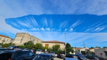 Apariția bizară pe cerul Franței. Ce i-a făcut pe curioși să-și întrerupă activitățile și să imortalizeze momentul FOTO/VIDEO