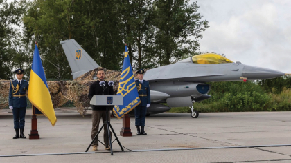 Rusia a lansat un atac cu 112 drone împotriva Ucrainei, dintre care 73 au fost doborâte. Ucraina a pierdut un avion F 16 primit ca ajutor din partea occidentului, dar pilotul a supravieţuit
