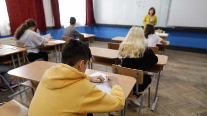 Emoții pentru elevii clasei a VIII-a. Luni începe prima probă la Evaluarea Națională