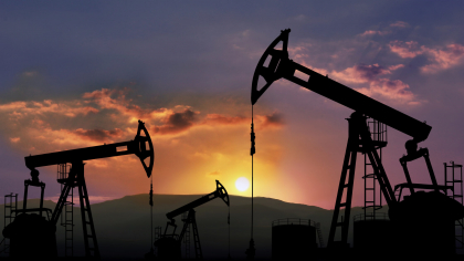 Scădere record în prețul petrolului în aprilie 2025. Cea mai mare scădere a prețurilor din ultimii 3 ani și jumătate