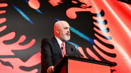 Trumpismul nu a prins în Albania. Premierul socialist Edi Rama își învinge adversarii legați de MAGA și obține un al patrulea mandat istoric