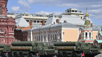 Șeful serviciului de informații militare din Olanda: Putin își mută artileria grea spre granițele NATO, semn că se pregătește de un posibil conflict major