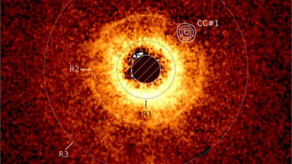 Telescopul James Webb a descoperit o planetă de dimensiunea lui Saturn care modelează un disc stelar