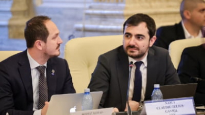 Năsui (USR): ”E greu să le spui primarilor ”Trebuie să strângeți cureaua!”, când tu, Guvernul, nu ai strâns-o”