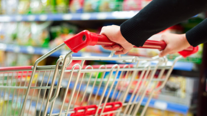 Consumul se ajustează în aşteptarea lunilor de austeritate. Cifra de afaceri în comerţul cu amănuntul - consumul privat, a scăzut în mai faţă de aprilie cu 0,5% în vreme ce, în aprilie faţă de martie, crescuse cu 0,4%