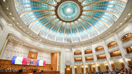 Sindicatele din Parlament denunță „tăierea abuzivă a sporurilor” și avertizează că urmează blocaje instituționale
