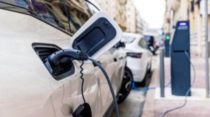 O femeie din Marea Britanie a dat 49.000 de euro pe un SUV electric, dar nu a apucat să-l conducă: „Mi-a ajuns. Mă întorc la motorină”