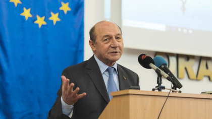 Traian Băsescu: „Nicușor Dan va trebui să meargă să negocieze cu cele trei partide: UDMR, PNL, PSD, susținerea pentru turul doi” (VIDEO)