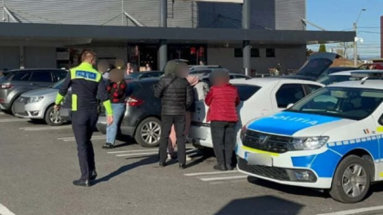 Păruială și lovituri cu pumnii și picioarele între clienții unui supermarket din Oradea. Ce pedepse au primit
