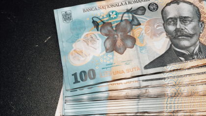 Se va tăia din banii românilor. Guvernul nu mai are de ales: Vom da cât ne mai permitem în criză