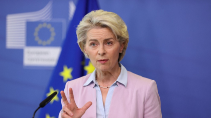 Von der Leyen acuză China că „lovește” economia globală și susține indirect războiul Rusiei