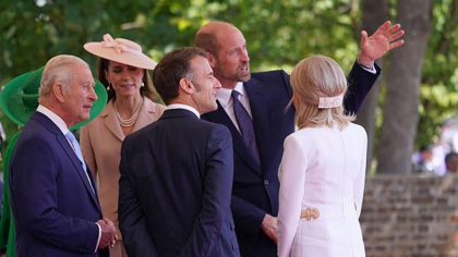 Covor roșu și plimbare cu trăsura la Windsor. Emmanuel Macron, prima vizită de stat din ultimii 17 ani în Regatul Unit