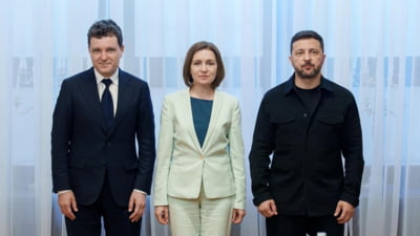 Minoritățile din Ucraina, inclusiv românii, primesc în sfârșit dreptul la dublă cetățenie. Ce urmărește Kievul prin această decizie
