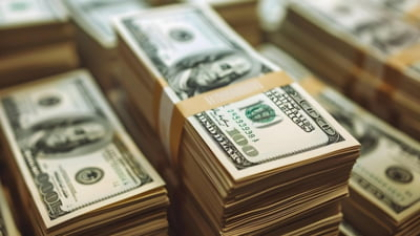 Ce se întâmplă cu creditele și depozitele românilor în dolari. Deciziile lui Trump au lovit moneda, vizibil în cotațiile BNR EXEMPLU DE CALCUL