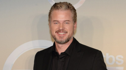 Eric Dane, vedeta din „Grey’s Anatomy”, suferă de boala cu care a trăit și Stephen Hawking. Actorul deja nu-și poate folosi brațul drept: „În câteva luni nu voi mai avea nici mâna stângă”