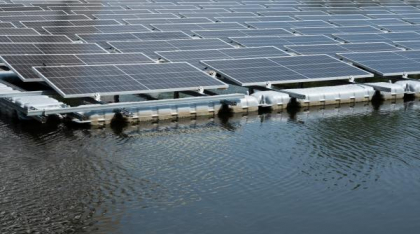 Cele mai noi soluţii pentru energia verde sunt prezentate la Energy Expo. Când va începe producţia panourilor fotovoltaice plutitoare