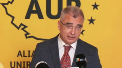 "Cam cum ne minte frumos Sorin Grindeanu". Social-democrații, ridiculizați de AUR. Peiu: "Nu spune în propunerile PSD cum să reducem deficitul bugetar"