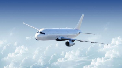 Un avion a zburat în cerc o oră deasupra unui oraș din Franța pentru că dormea controlorul aerian