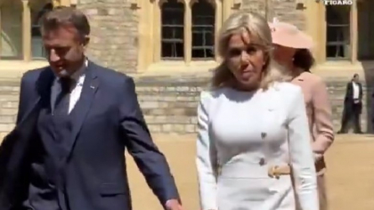 Încă un moment stânjenitor pentru Macron. Soția l-a respins din nou, în timpul vizitei oficiale în Marea Britanie
