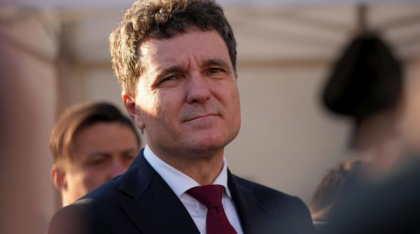 Nicușor Dan nu e de acord cu o rocadă a premierilor: „Guvernul trebuie să stea trei ani și jumătate la conducere”