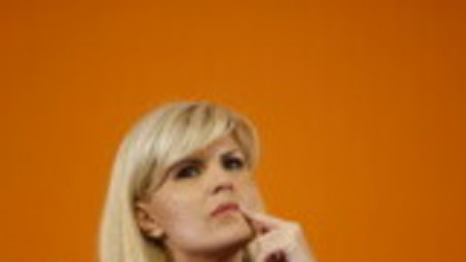 Elena Udrea, dusă la spital cu ambulanța de la penitenciar. A fost internată