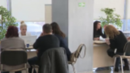 Salariul minim va crește pentru mii de angajați români, începând cu 1 Mai 2025