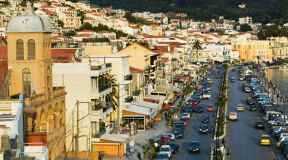 Acum se dau amenzi în Grecia și pentru „conducere antisocială”. Regulile modificate în Codul Rutier și ce riscă inclusiv șoferii români