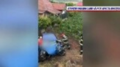 Mai avea puțin și ajungea acasă. Șofer grav rănit, într-un accident din Vaslui