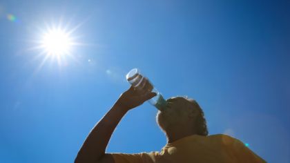 Meteorologii anunță că urmează zile toride cu disconfort termic ridicat. La cât vor ajunge maximele termice