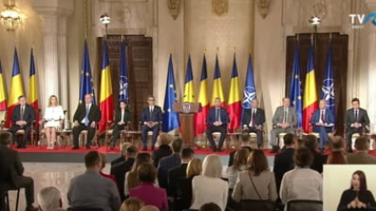 Un istoric critică lașitatea candidaților la președinție, după răspunsul la o întrebare-cheie: "Le este frică să își asume decizii care să le aducă scădere în sondaje"