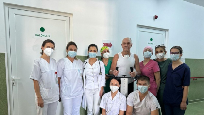 Un bărbat din Lugoj care a contractat virusul West Nile printr-o înţepătură de ţânţar a ieşit din comă, după aproape 60 de zile